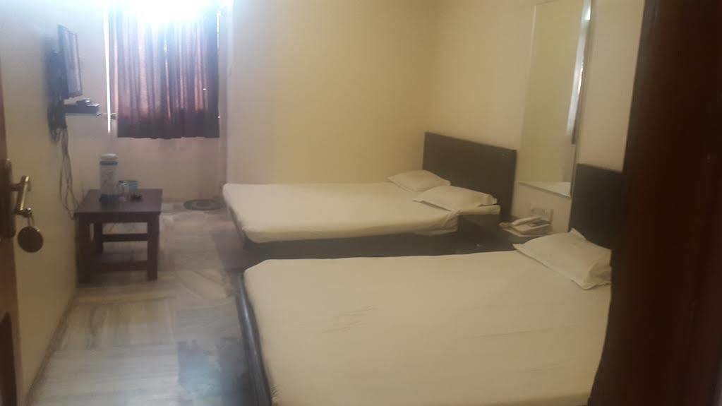 Fabhotel Galaxy Bhanwar Kuan 3* Indore