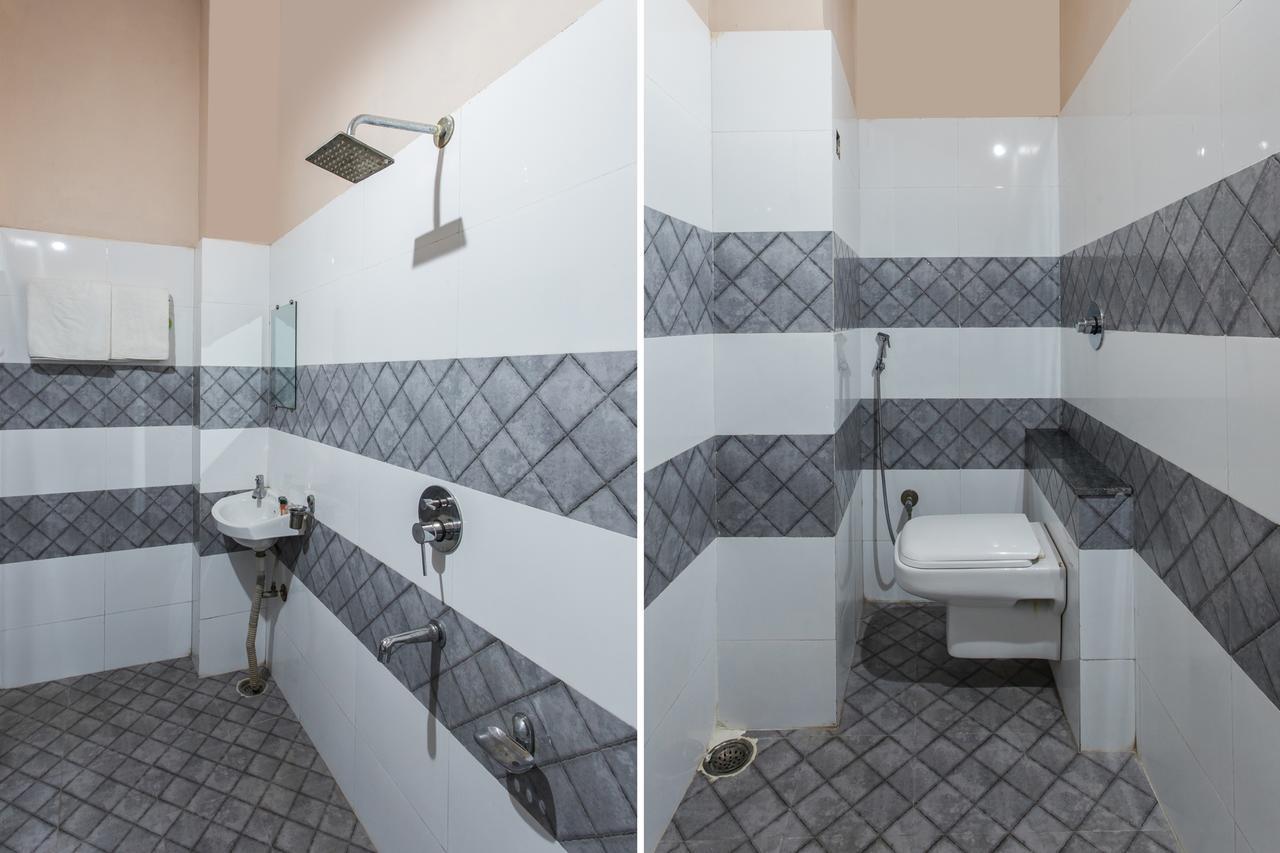Oyo 3434 Gulmohar 3* Indore