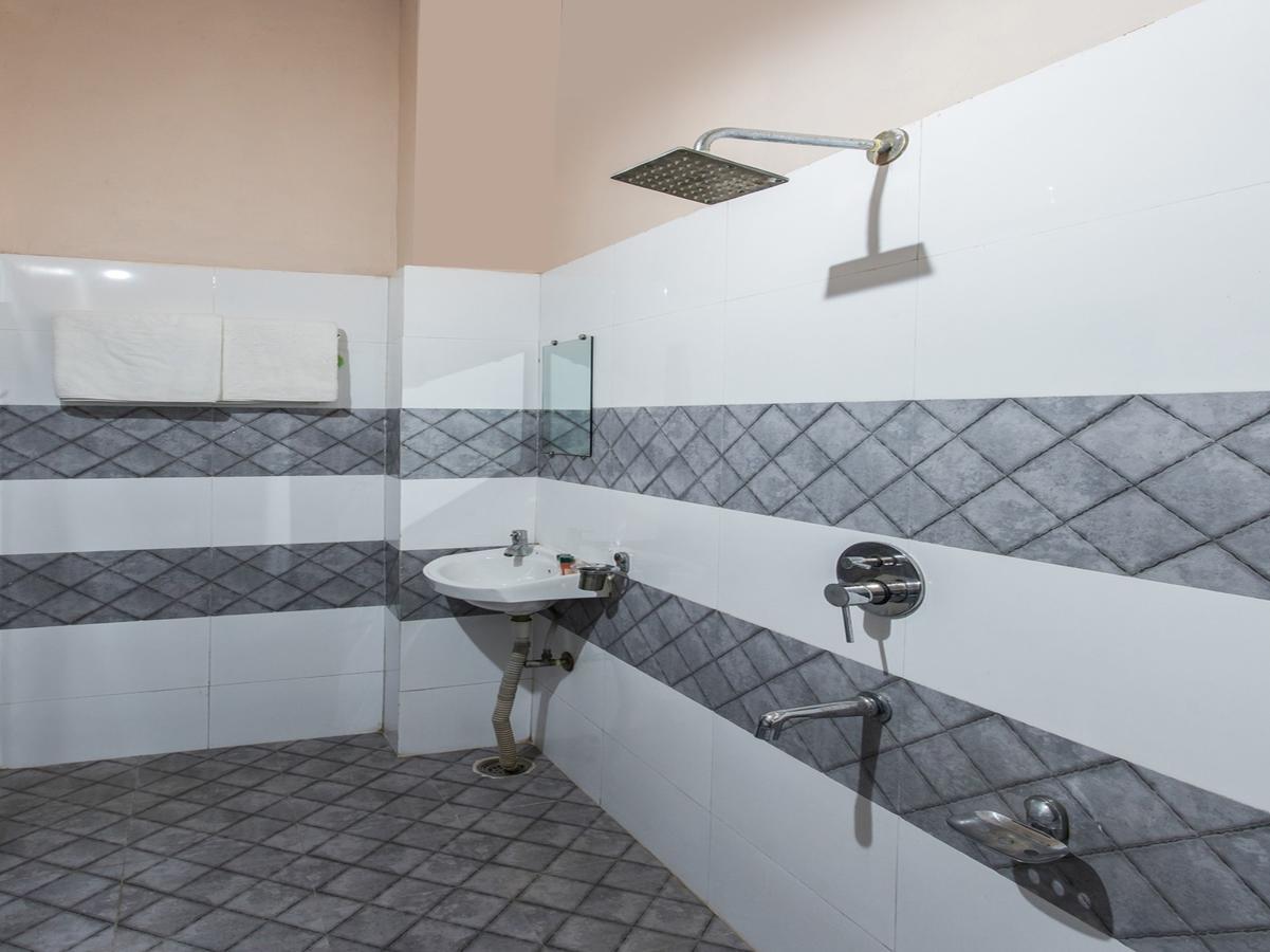 Hotel Oyo 3434 Gulmohar 3*