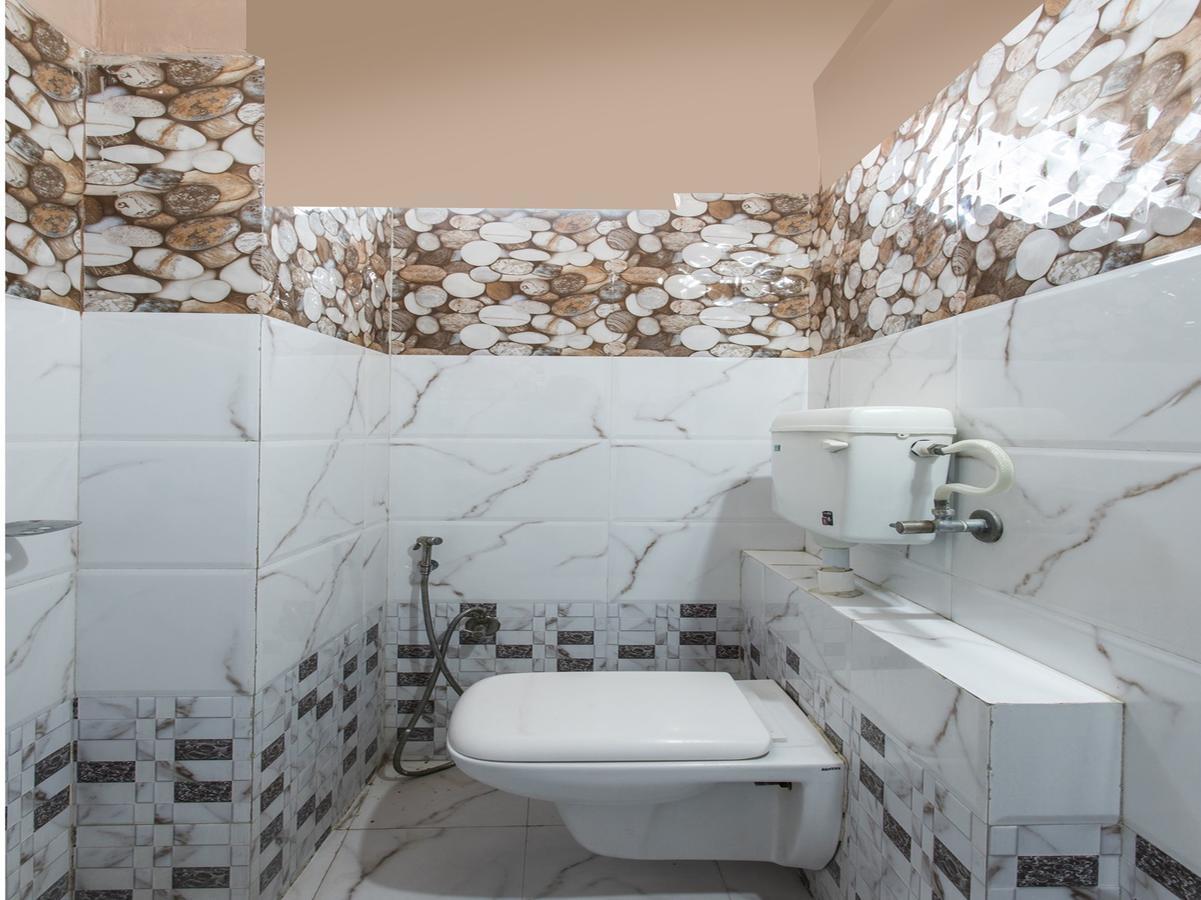 Hotel Oyo 3434 Gulmohar 3*