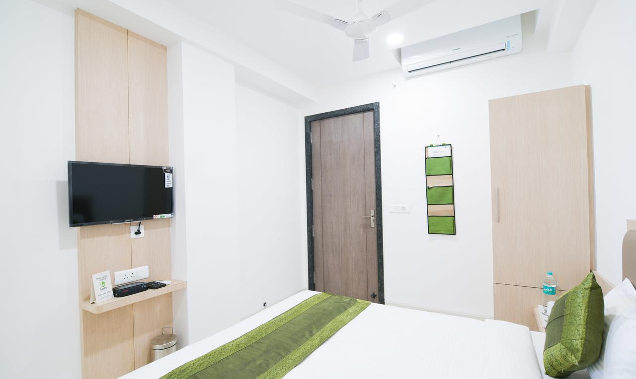 Treebo Avadh Residency