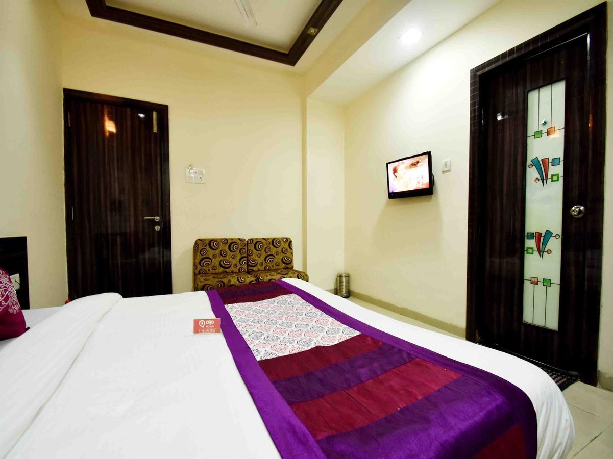 Oyo 3036 Lords Regency Indore