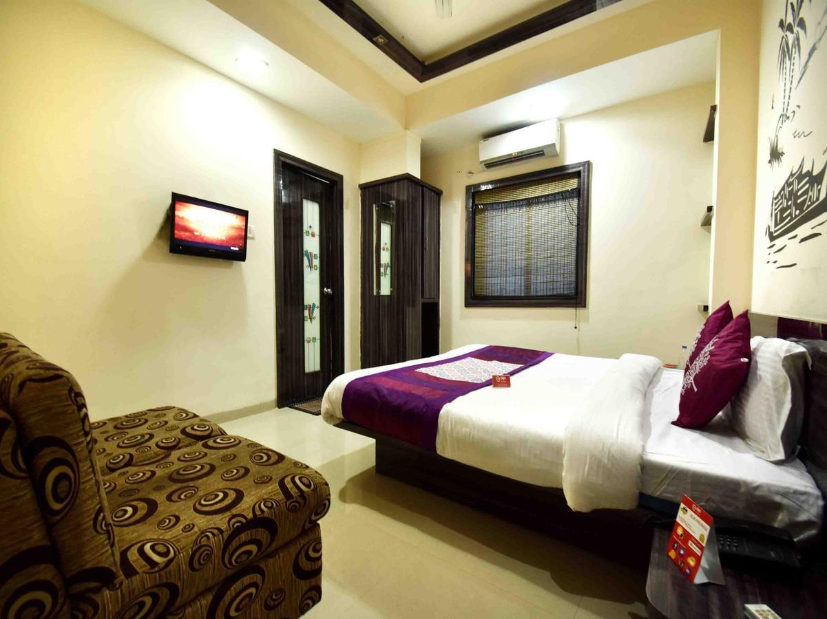 Oyo 3036 Lords Regency Indore