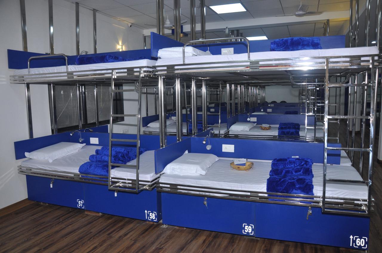 Jainam Capsule hotel