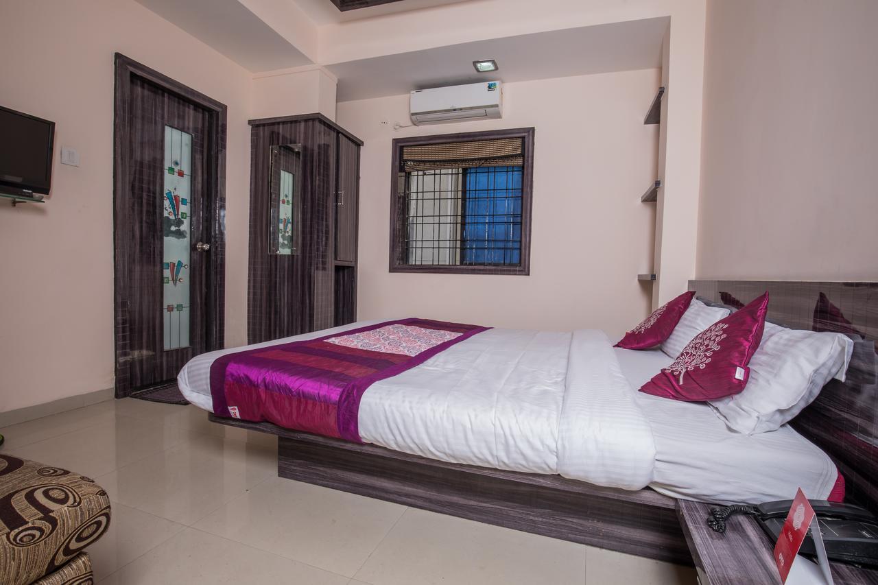 Oyo 3036 Lords Regency Hotel