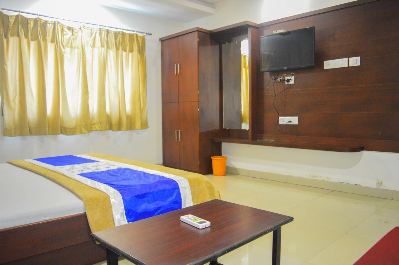 Uday Palace Hotel