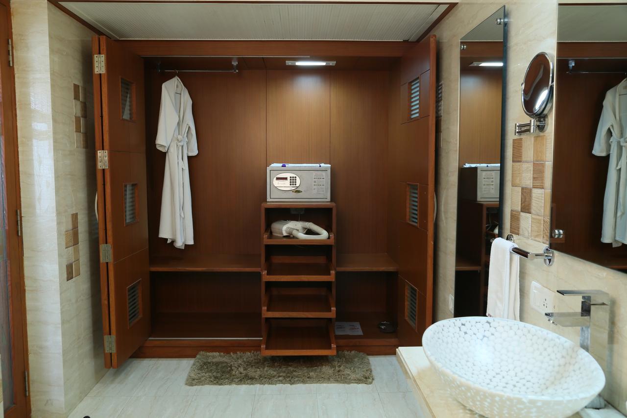 Hotel Amarvilas 3*