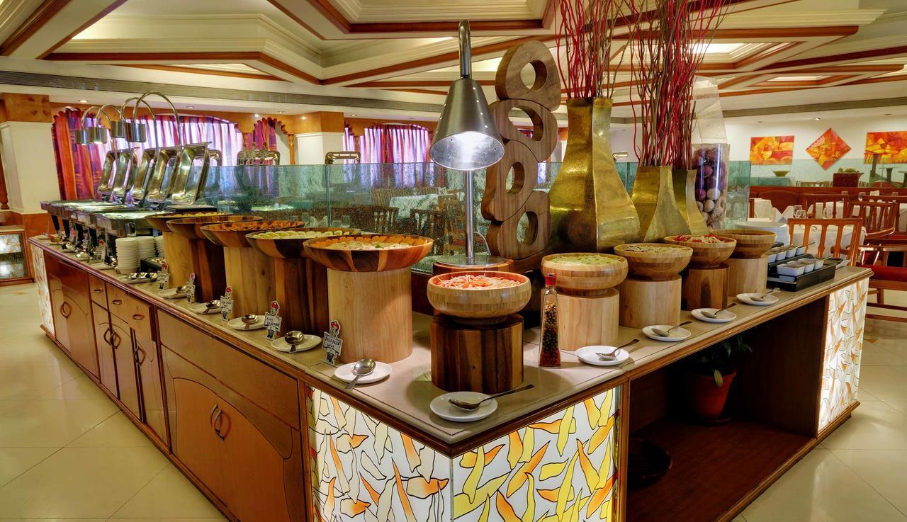 Amarvilas Hotel