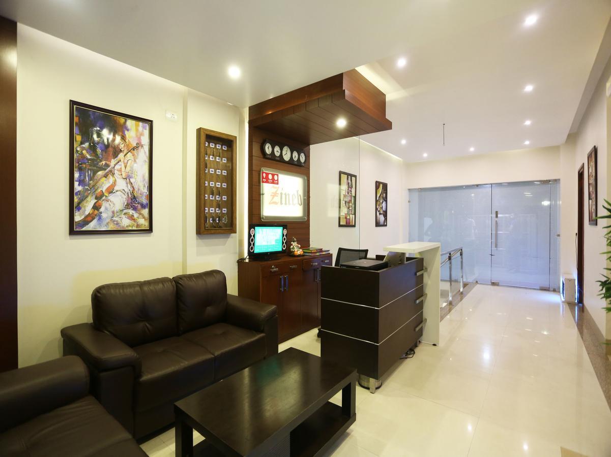 Hotel Oyo 2760 Chanakya Indore