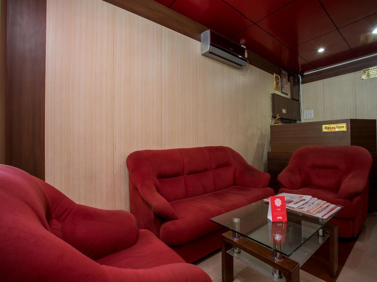 Oyo 11945 Glory Palace 3* Indore