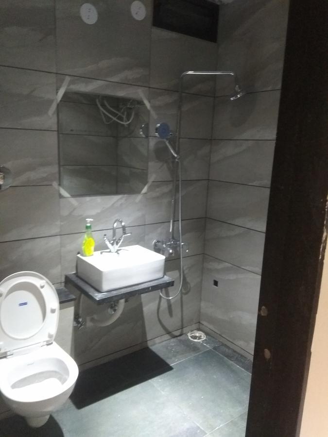 Stay10 Luxury Service Apartment