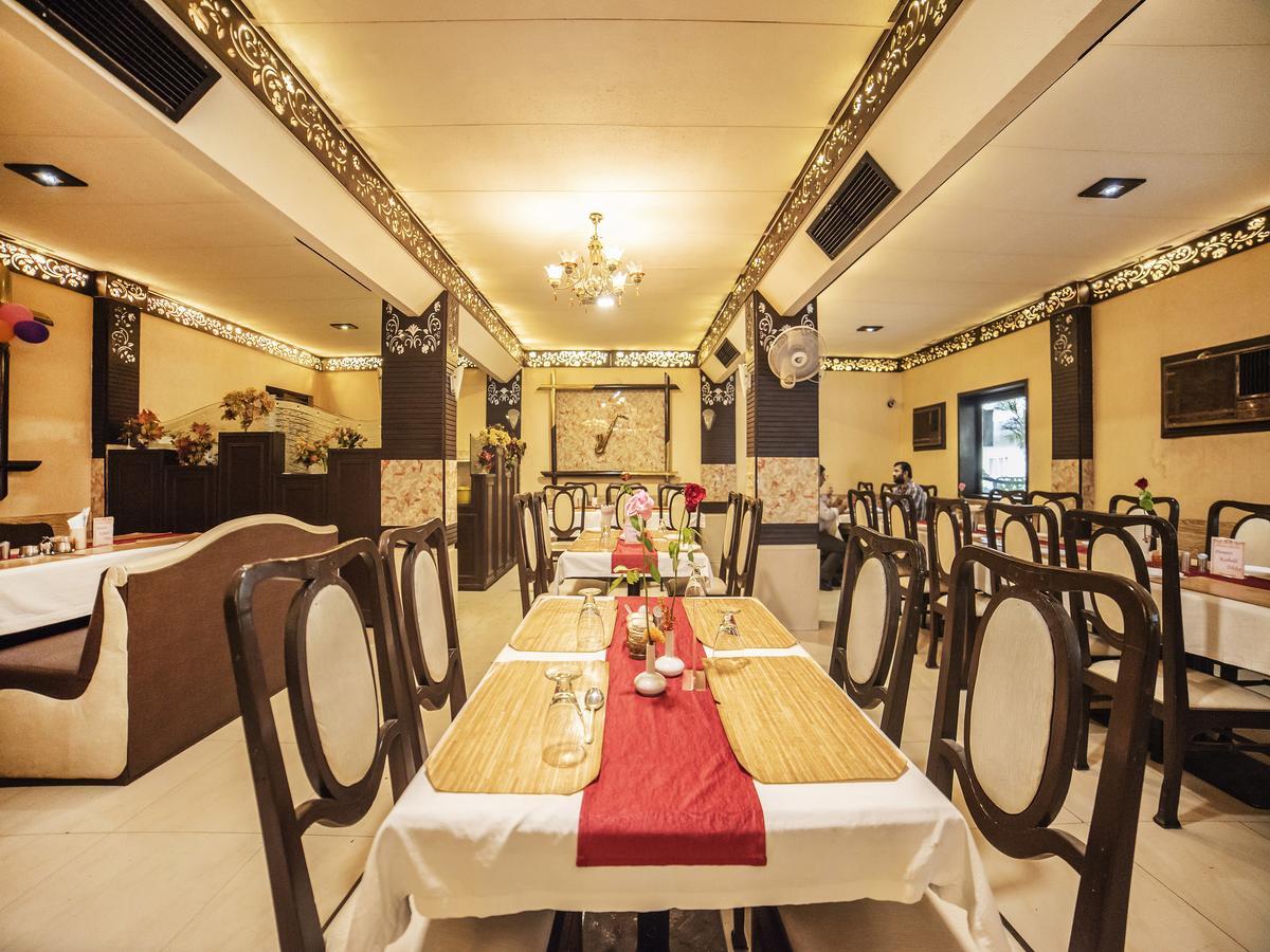Fabhotel Santoor Geeta Bhawan Square 3* Indore