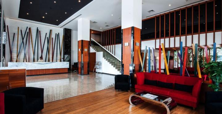 Hotel Effotel By Sayaji 4*
