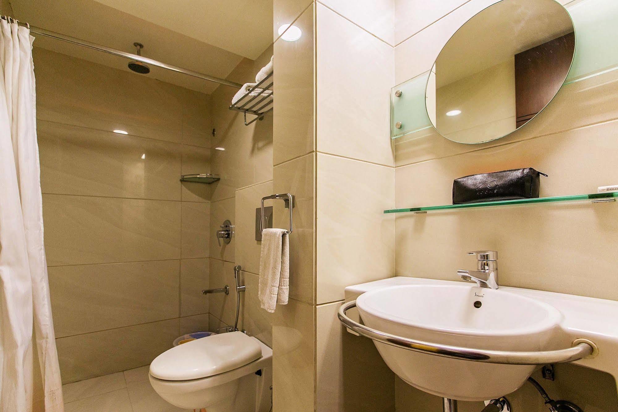 Fabhotel Amrit Residency Indore
