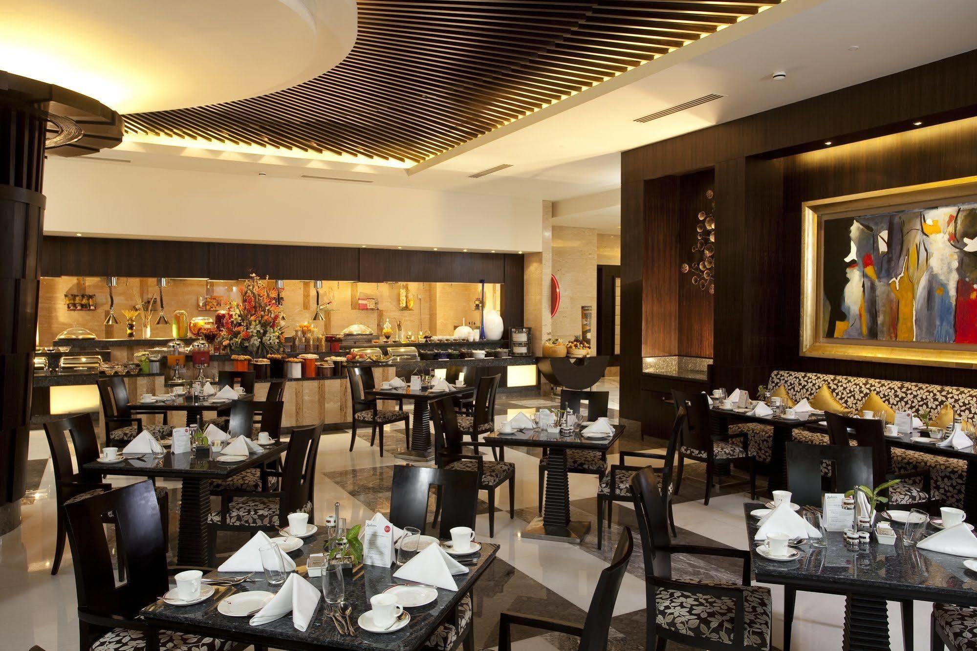 Radisson Blu Hotel, Hotel Indore