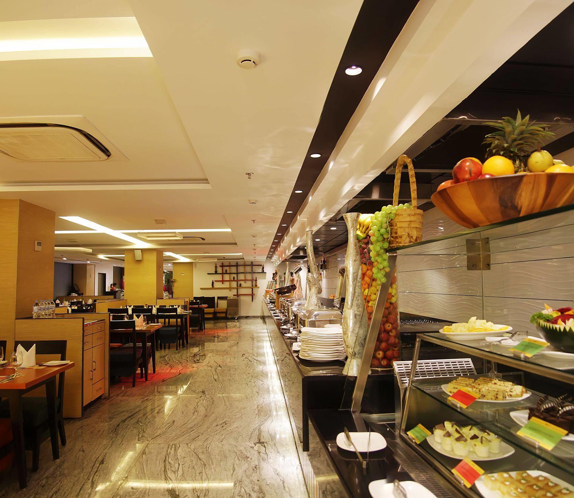 Effotel By Sayaji 4*
