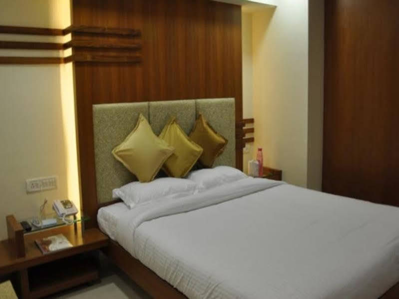 Fabhotel Amrit Residency 3* Indore