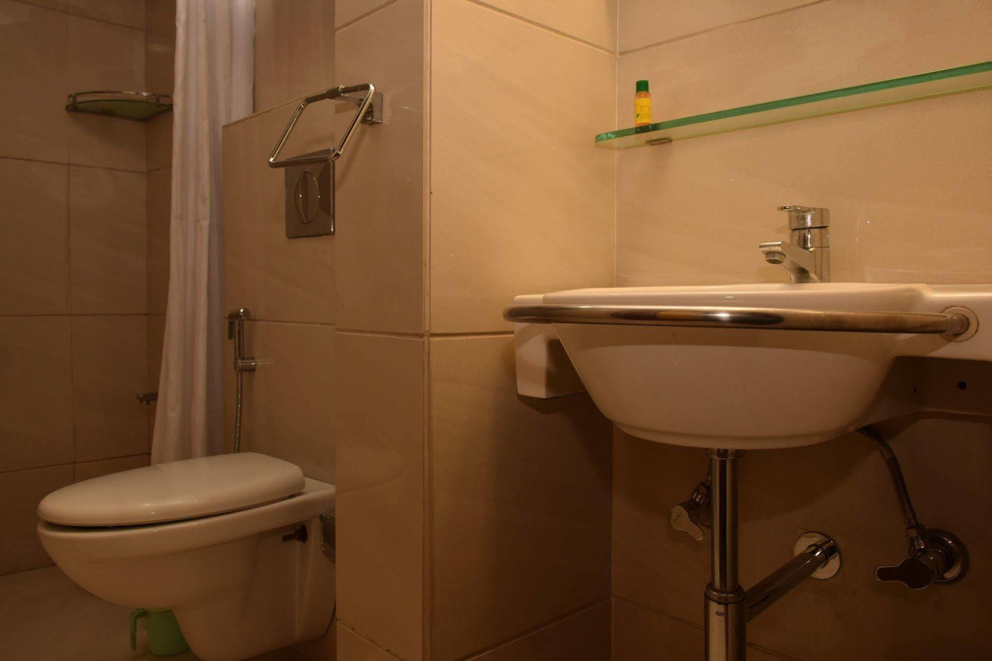 Fabhotel Amrit Residency Indore