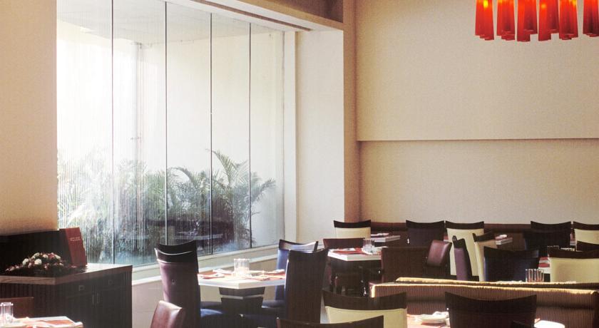 Sarovar Portico