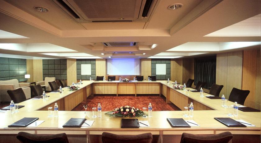 Sarovar Portico 4* Indore