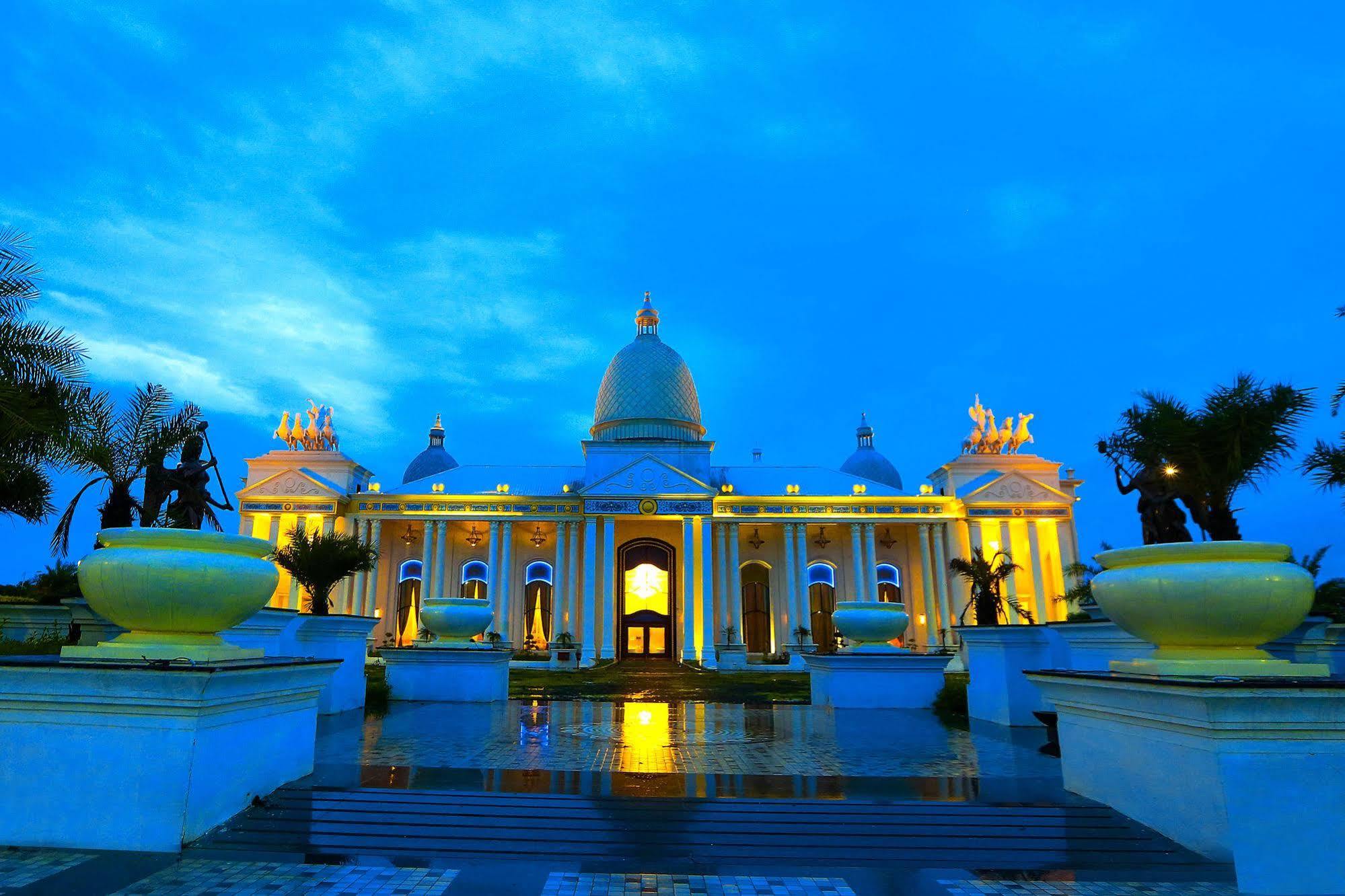 Hotel Sheraton Grand Palace Indore
