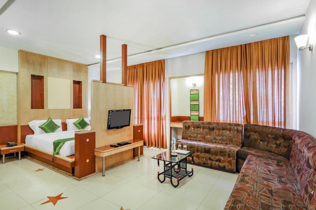 Treebo Trend Paradise, Hotel Indore