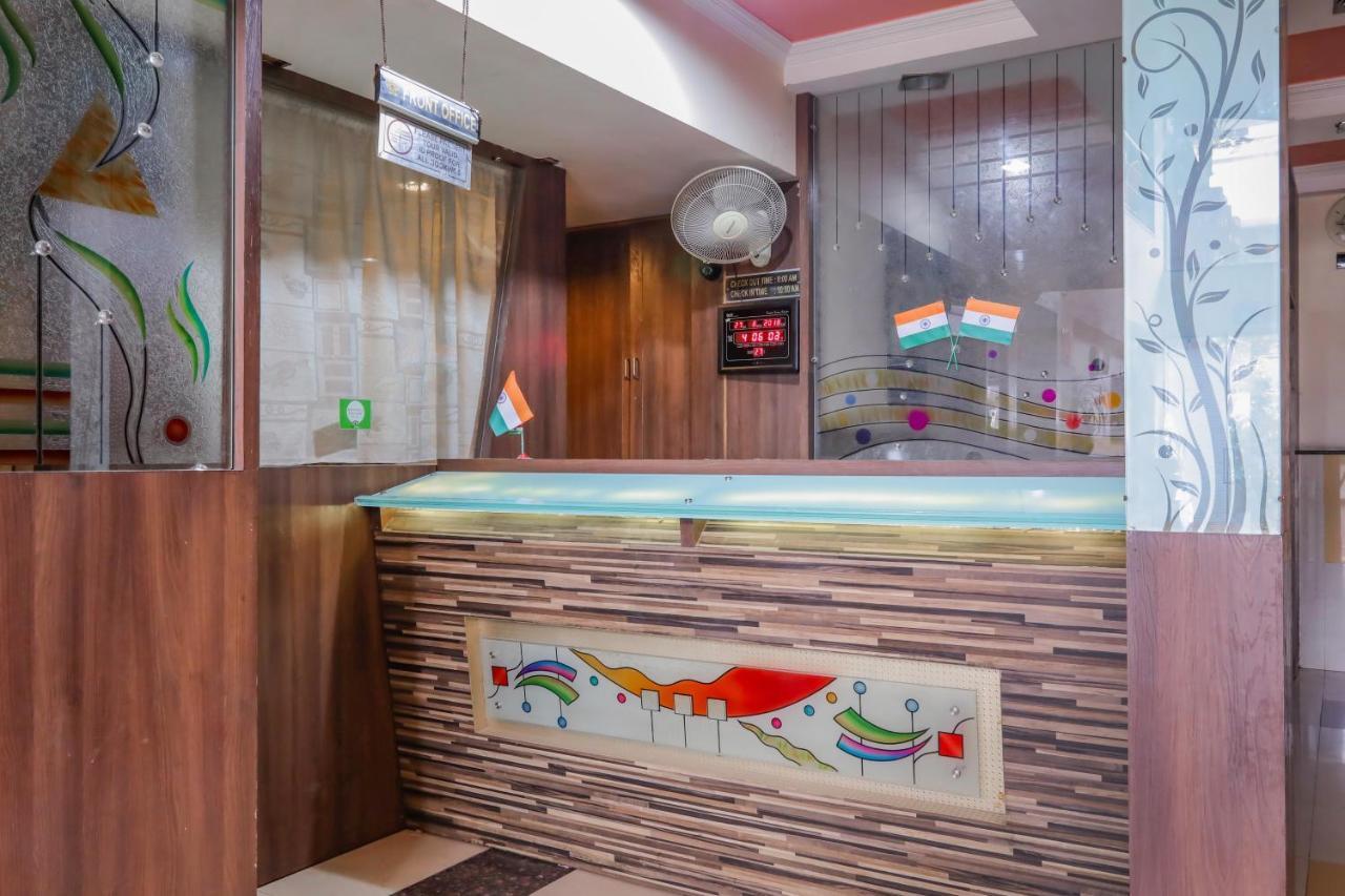 Hotel Treebo Trend Paradise, 3*