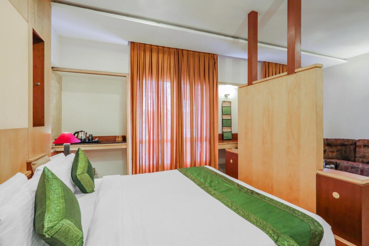 Treebo Trend Paradise, Hotel Indore