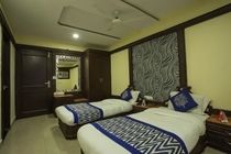 Vista At Tukoganj Hotel 3*