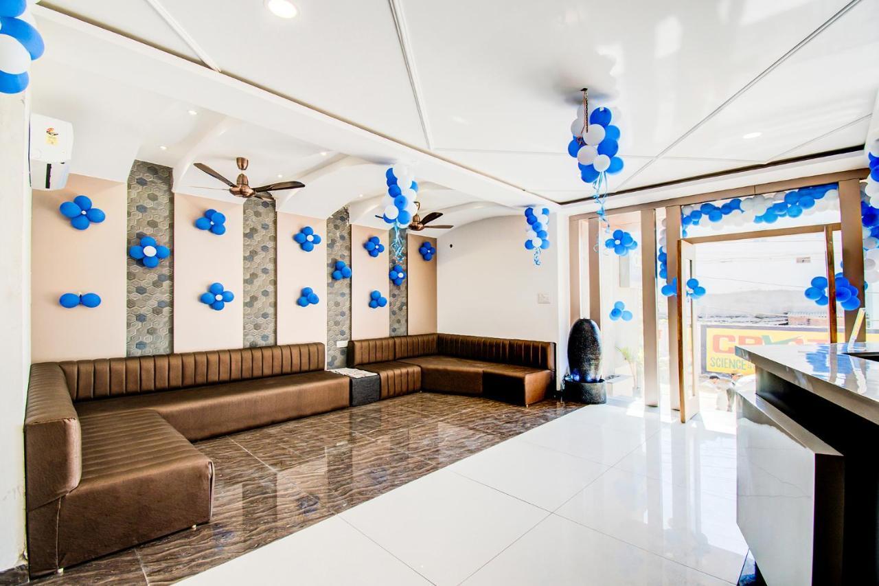 Fabhotel Prime Om Epic Vijay Nagar Hotel