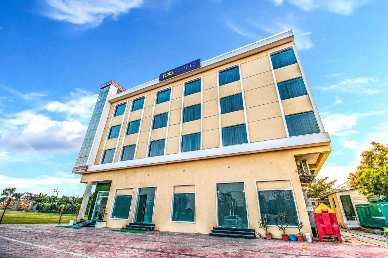Fabhotel Amrit Greens Airport Indore
