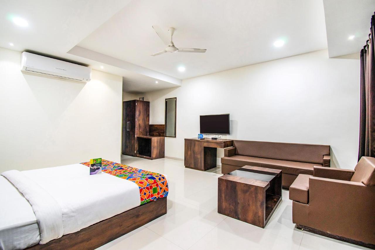 Fabhotel Amrit Greens Airport Indore