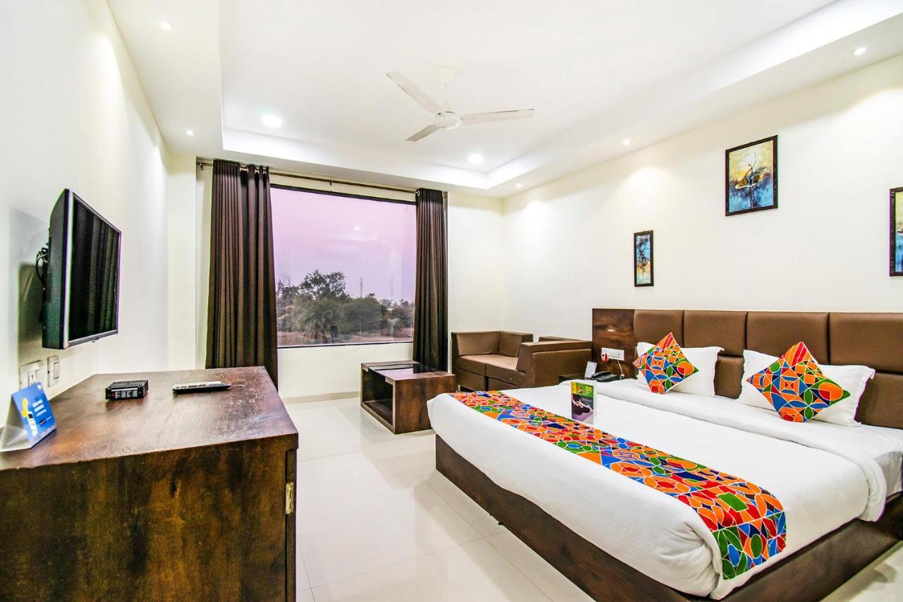 Fabhotel Amrit Greens Airport Hotel Indore