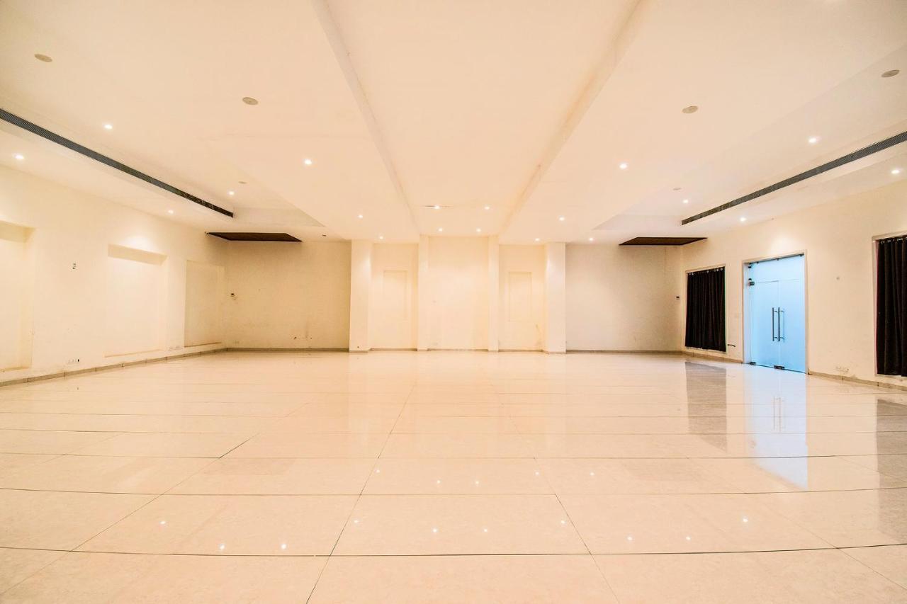 Fabhotel Amrit Greens Airport 3* Indore
