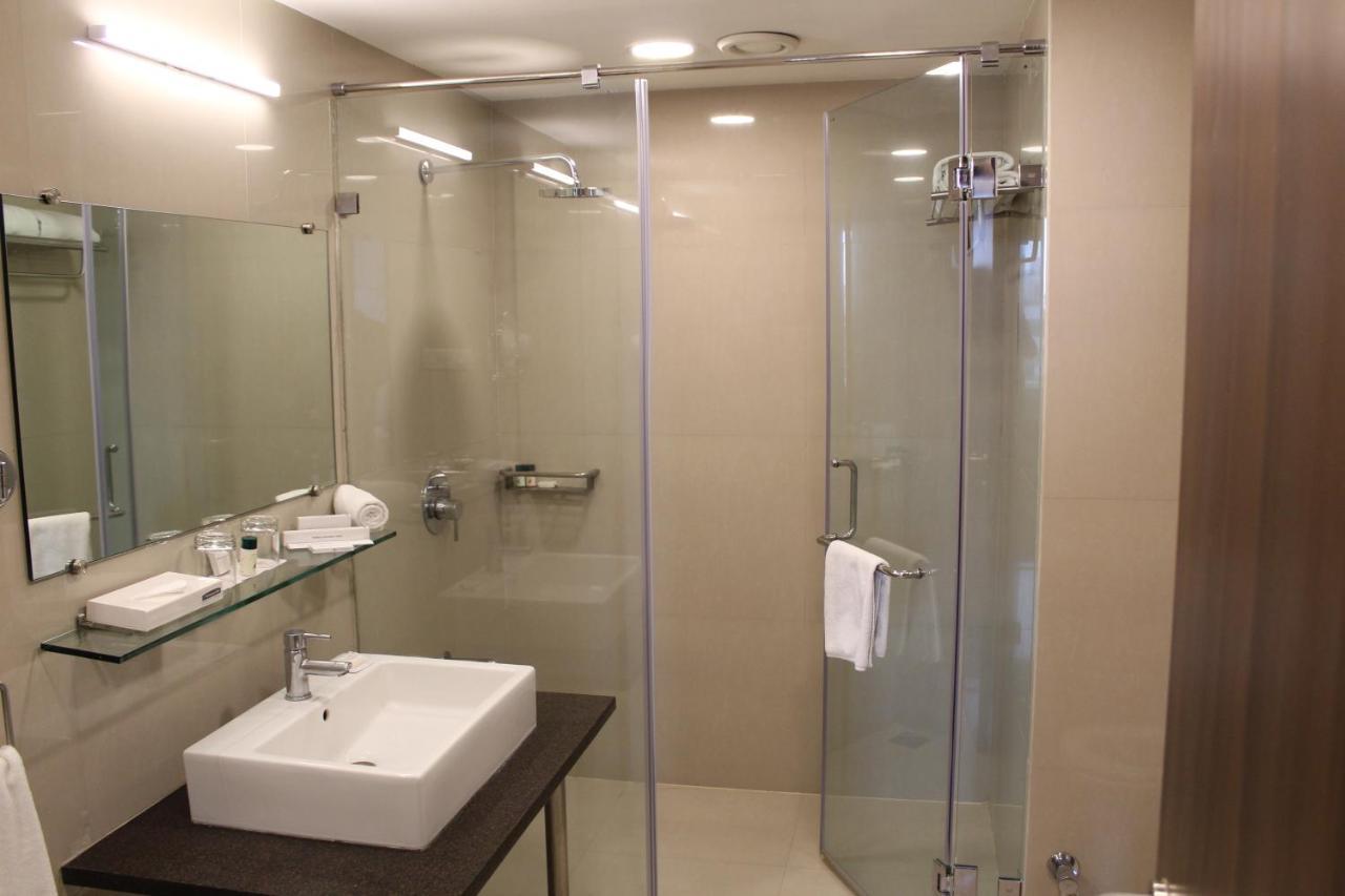 Brilliant & Convention Centre Hotel 5*