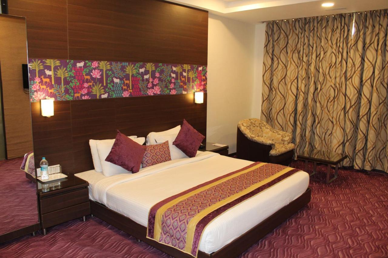 Brilliant & Convention Centre Indore