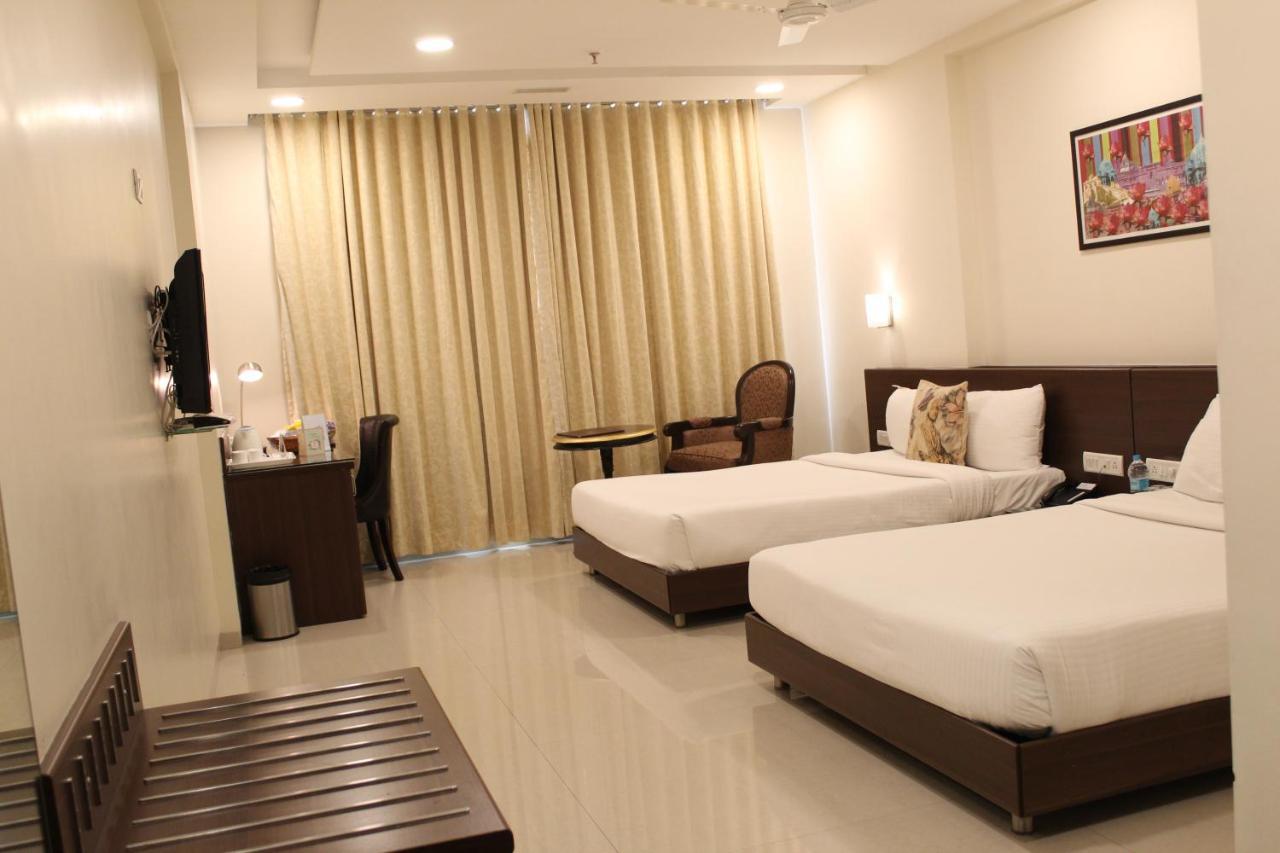 Brilliant & Convention Centre Hotel Indore