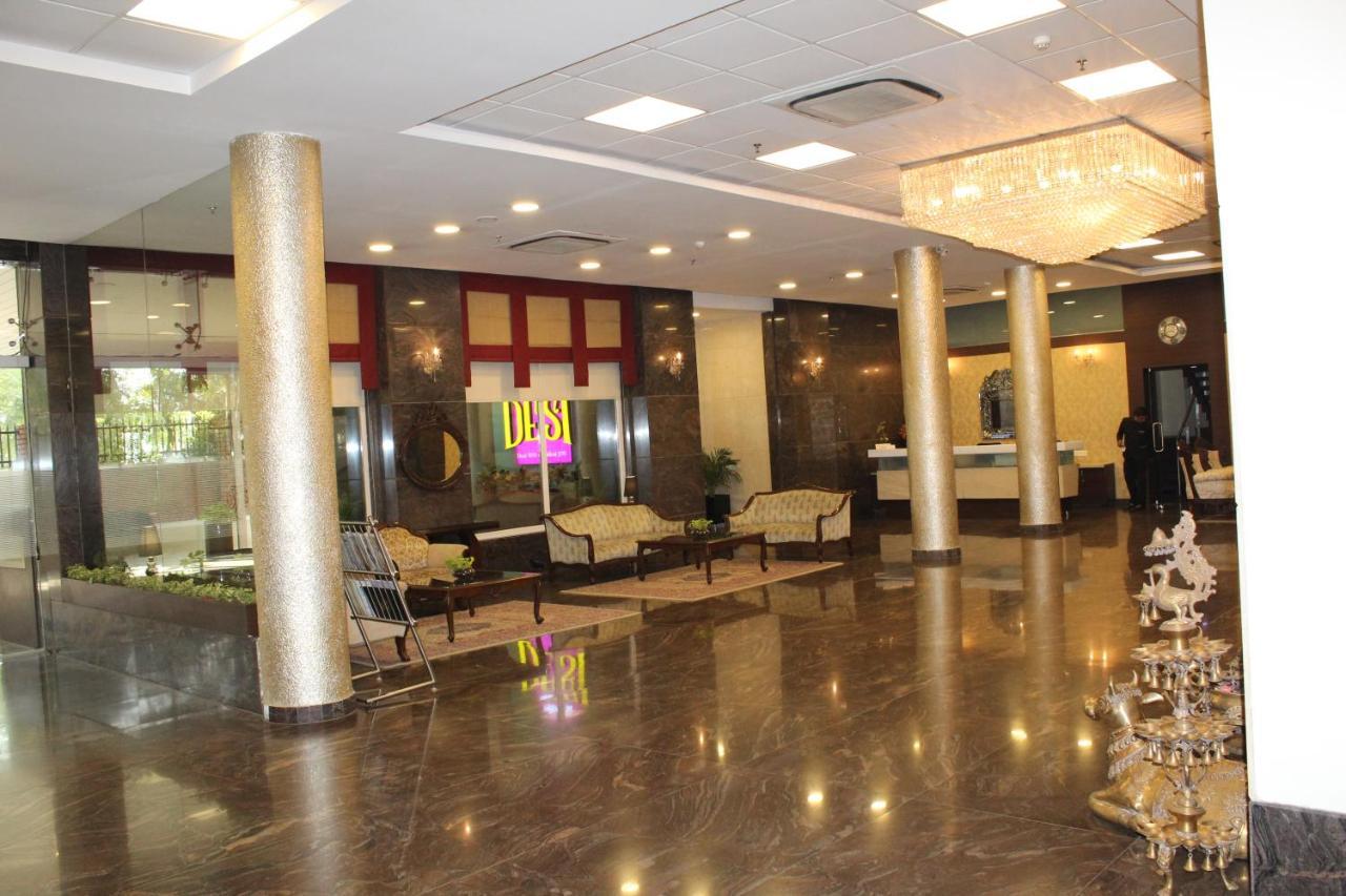 Hotel Brilliant & Convention Centre Indore