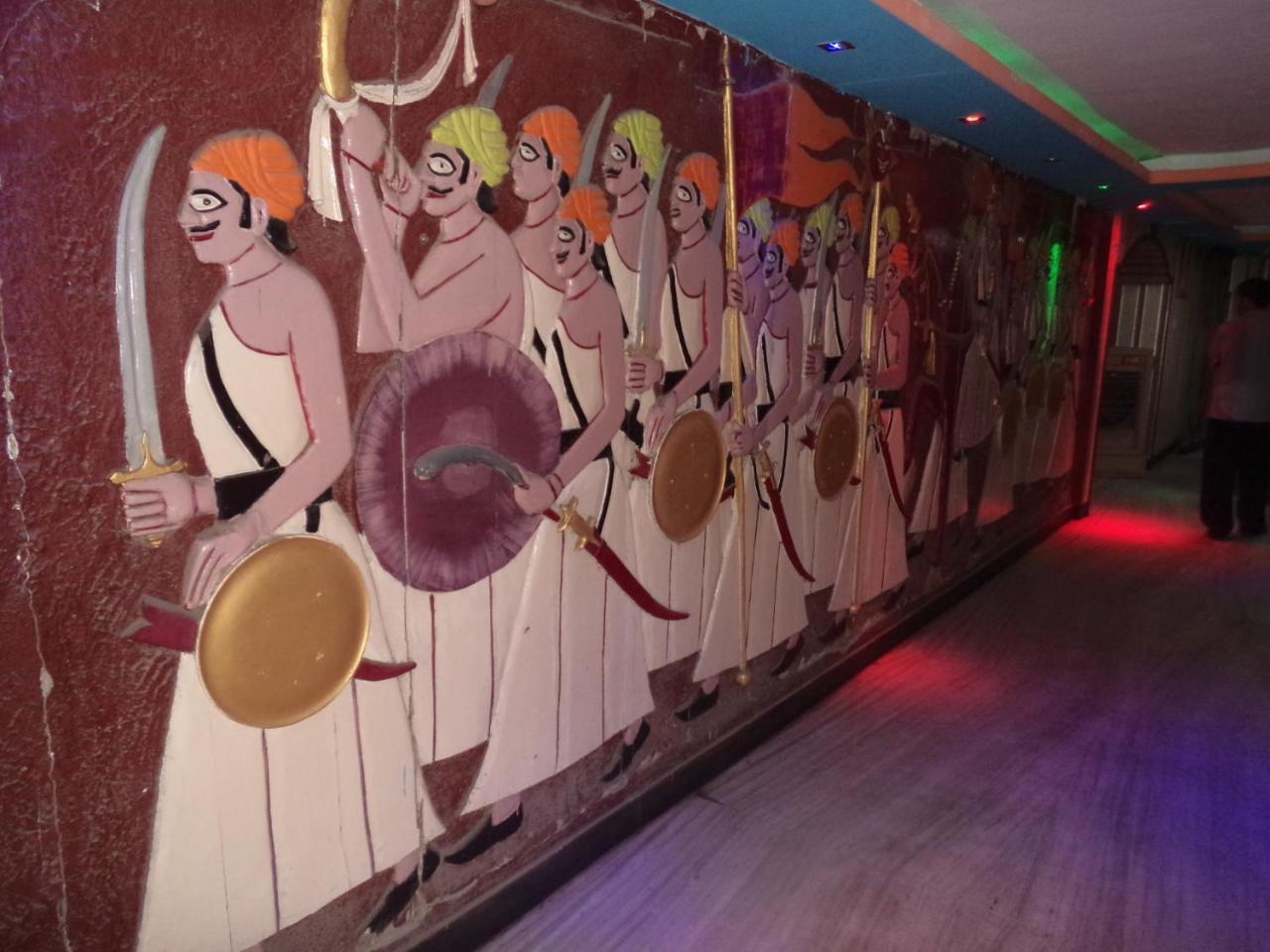Hotel New Crown Indore