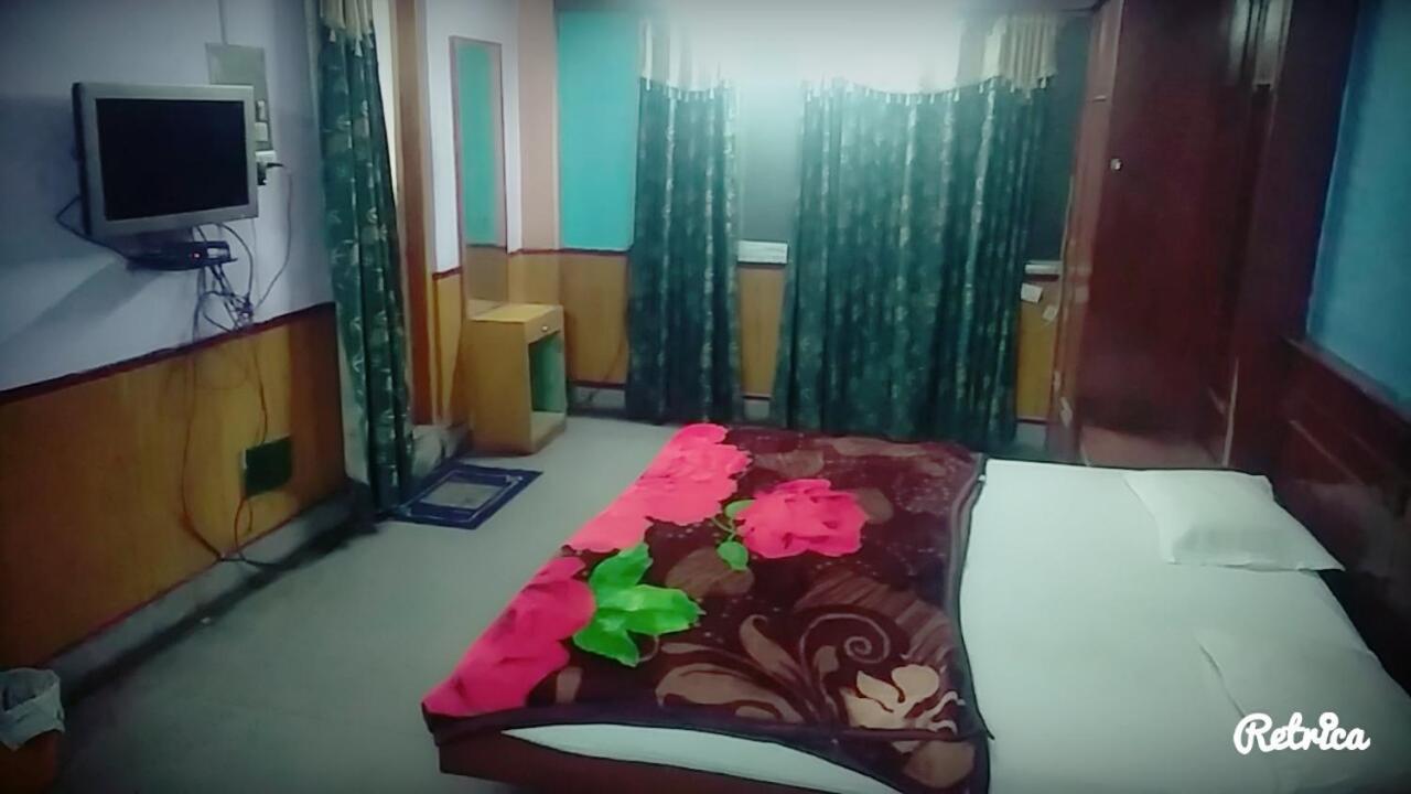 New Crown 2* Indore