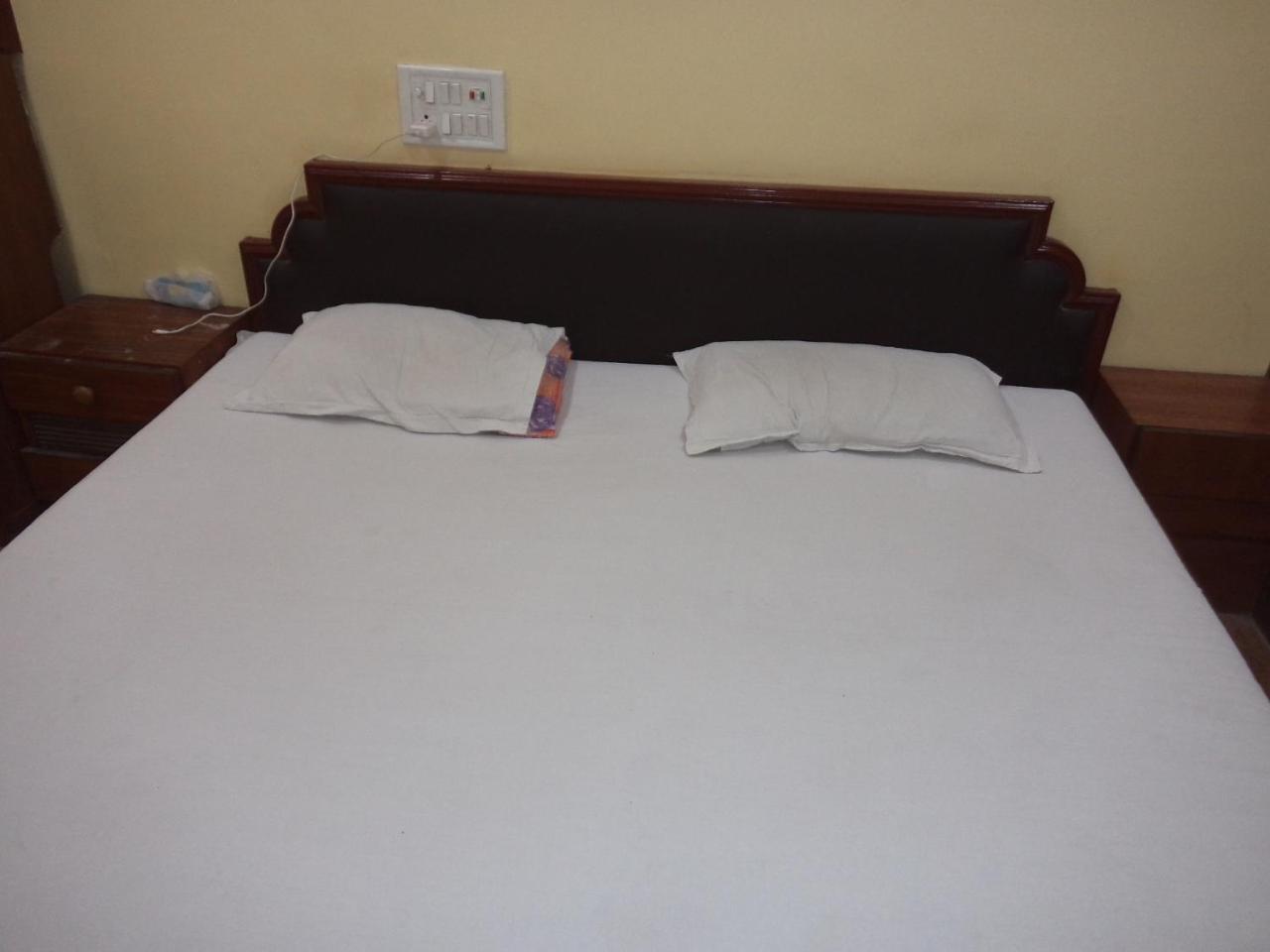 Neelkamal Hotel Indore