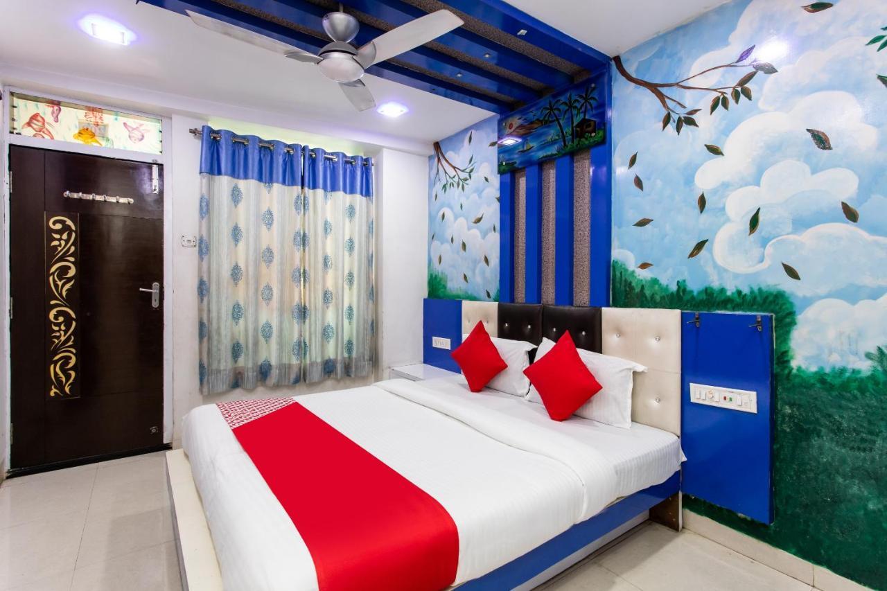 Hotel Oyo 3767 Gopal Palace 3*