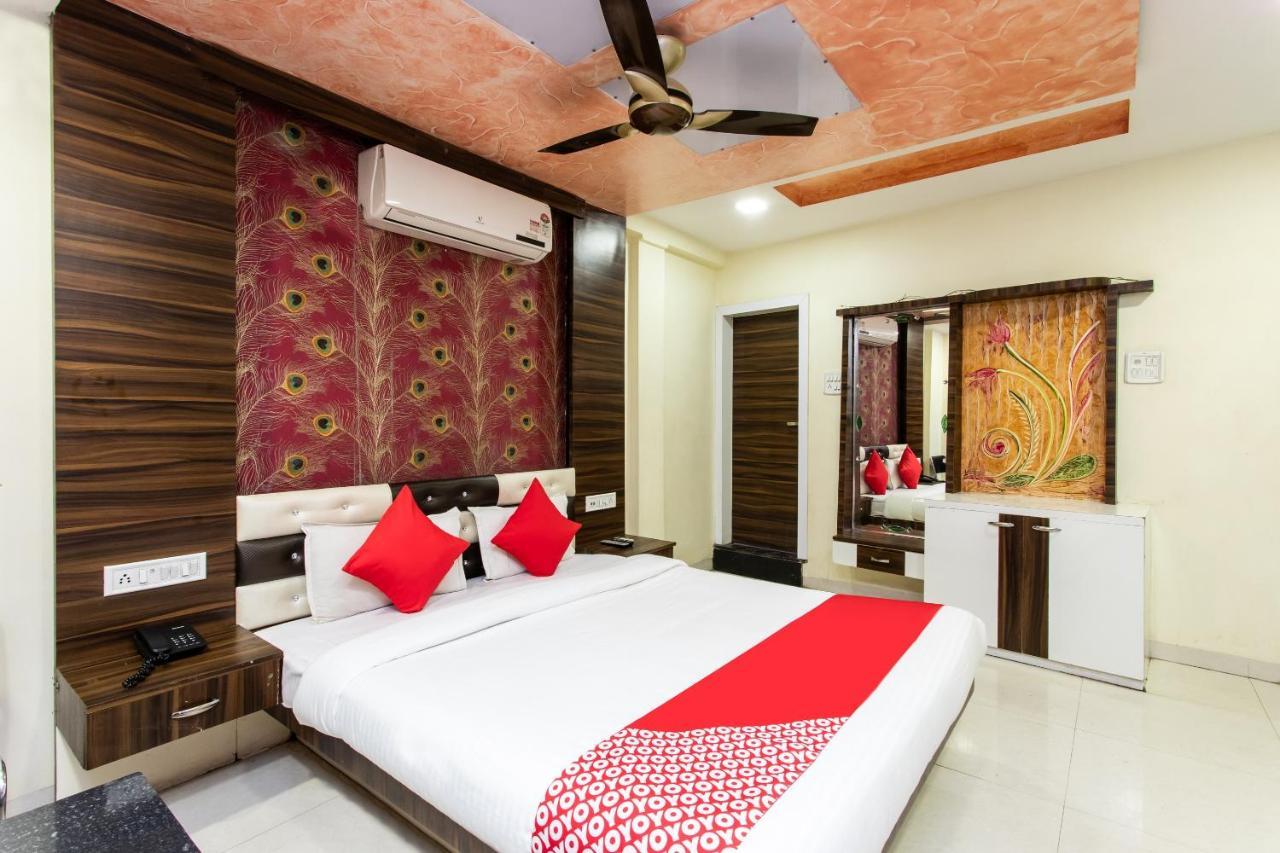Oyo 3767 Gopal Palace 3*