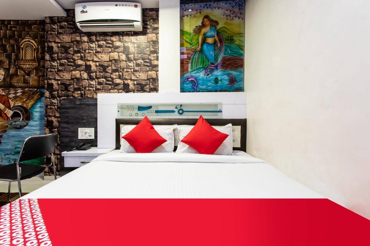 Oyo 3767 Gopal Palace Hotel 3*