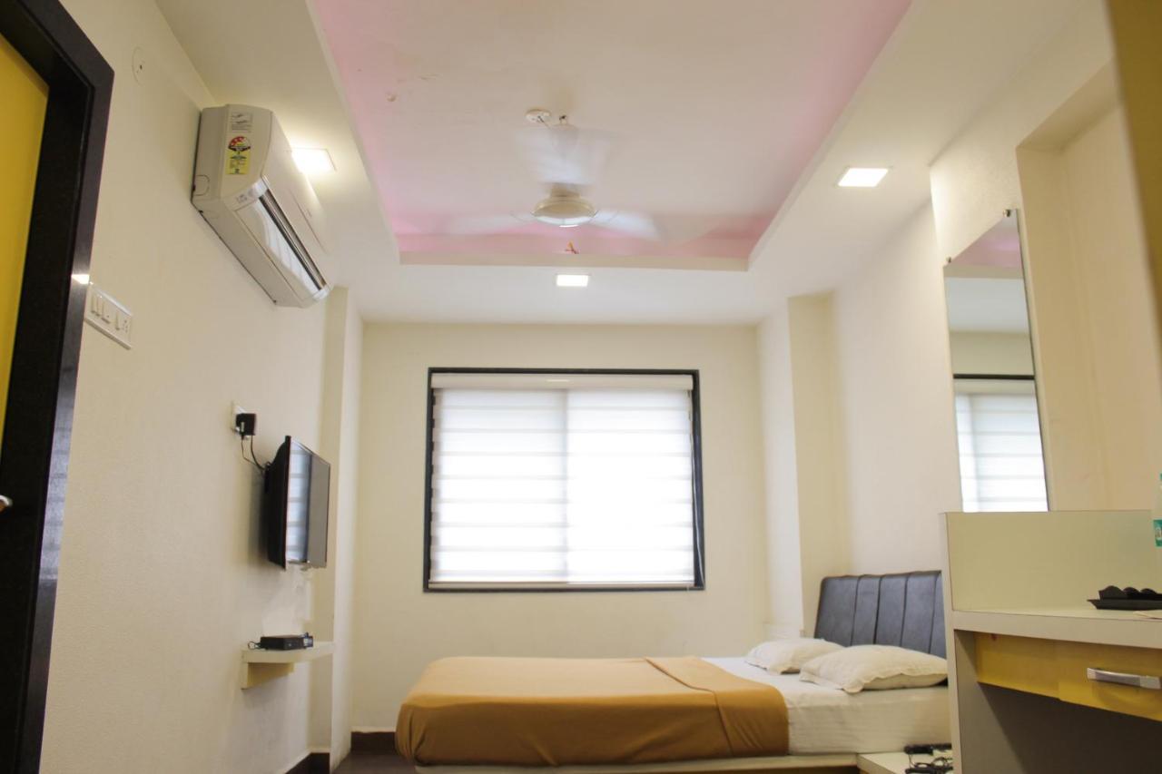 Maa Sharda 2* Indore