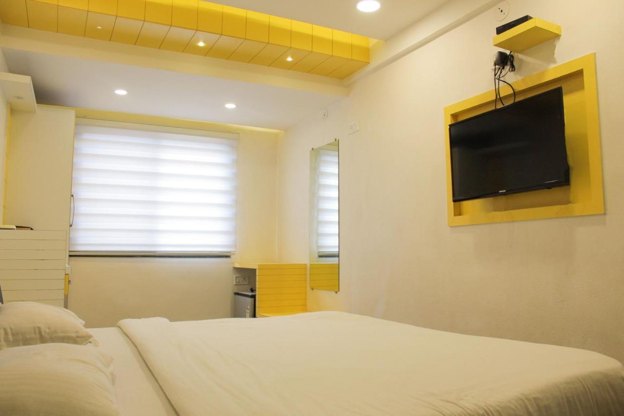 Maa Sharda Hotel Indore
