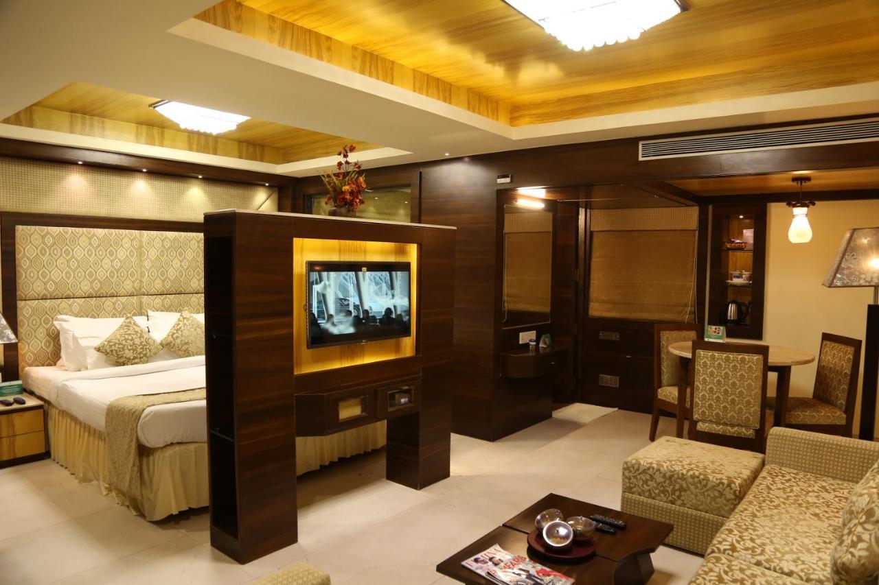 Hotel Golden Gate 3*