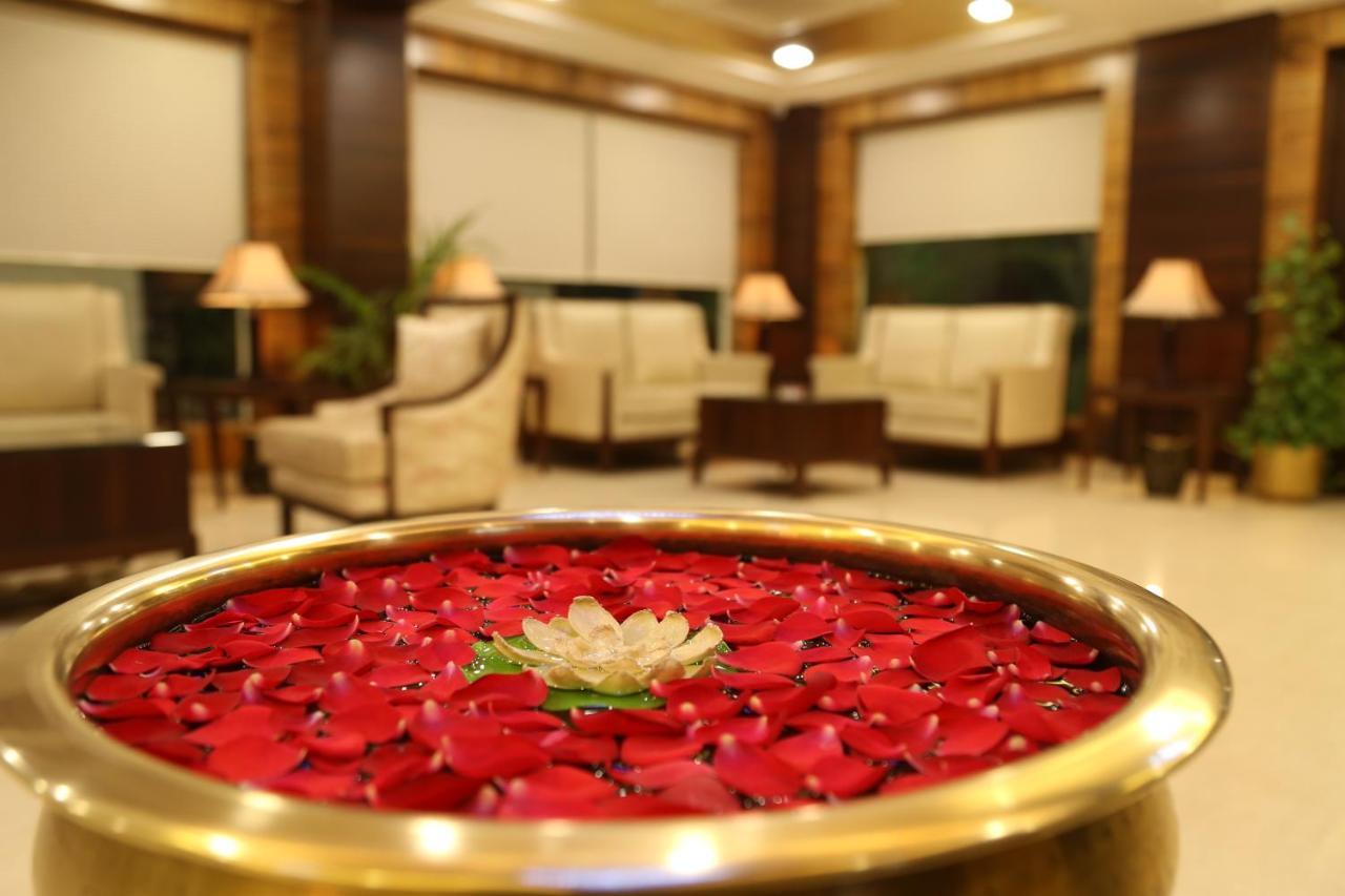 Hotel Golden Gate Indore