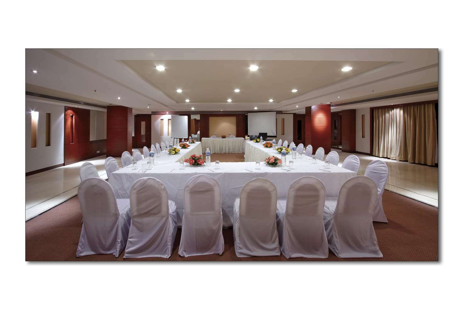 Surestay By Western Hotel Indore