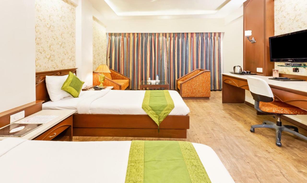 Crown Palace Hotel 3*